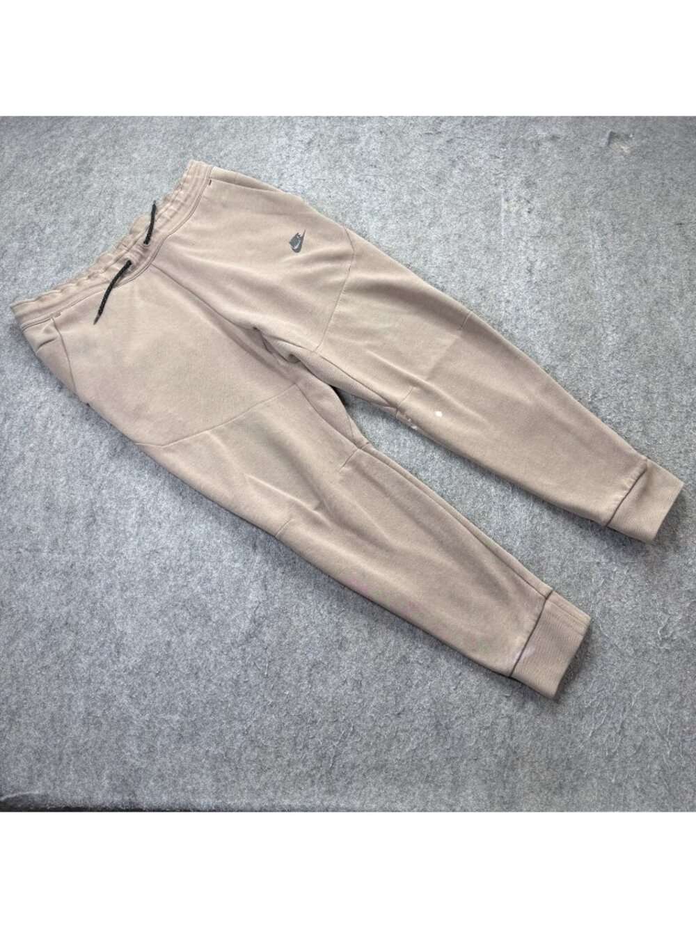 Nike Sportswear Tech Fleece Jogger Pants Men M Beige Tapered 27" Slim CZ9918